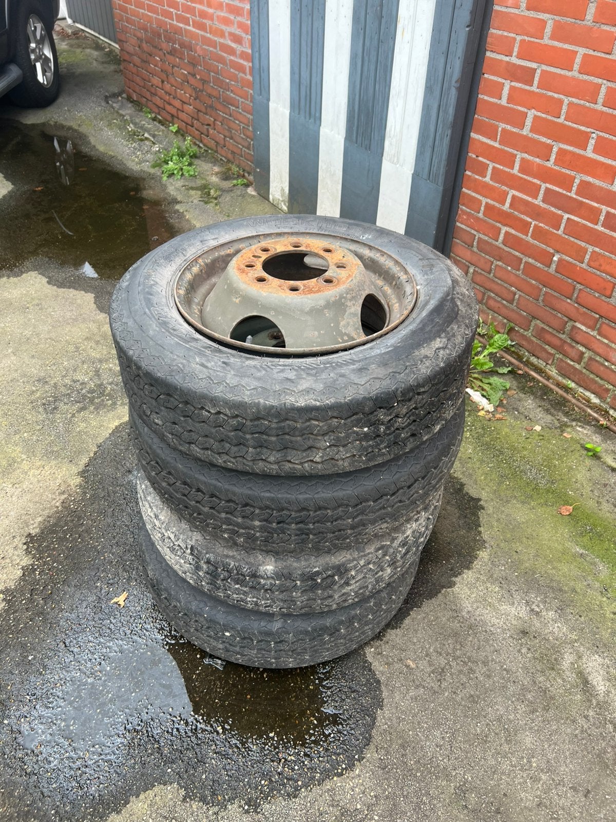 Set 16.5 inch banden met velgen, Auto-onderdelen, Gebruikt, Goodyear, Goodyear, Goodyear