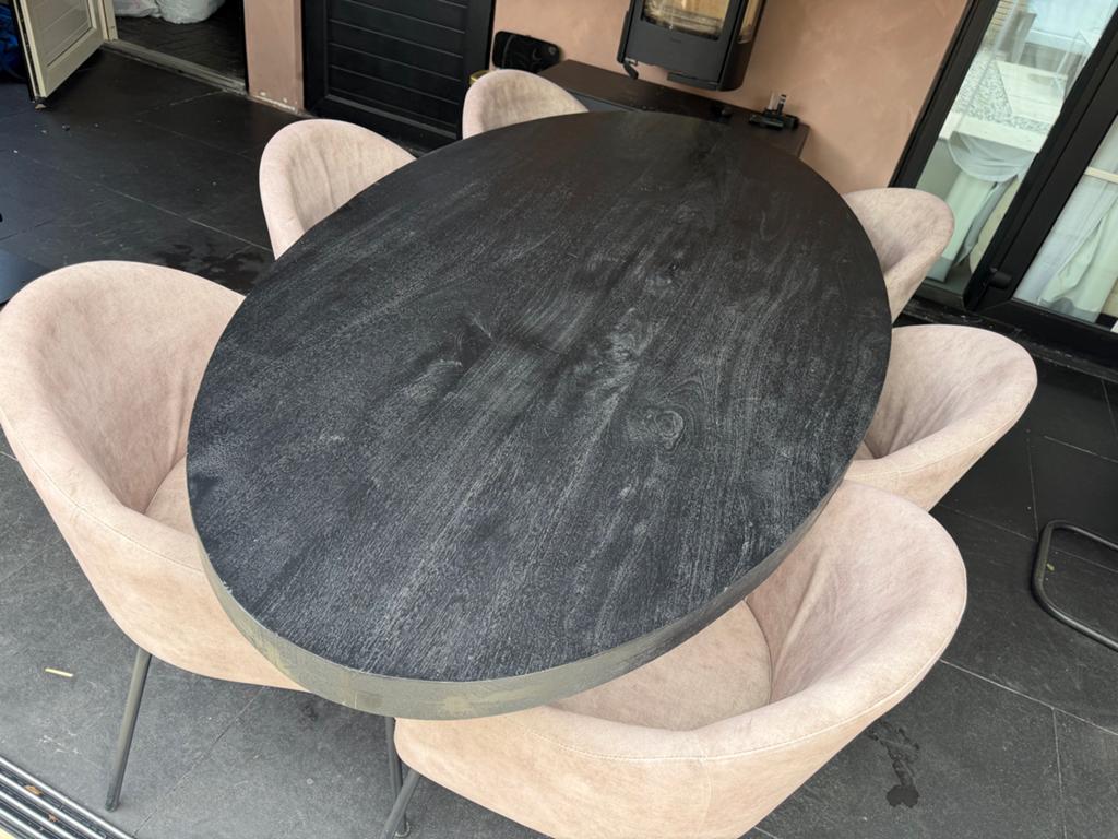 Ovale eettafel met 6 stoelen - Zwart blad, Huis en Inrichting, Tafels | Eettafels, Gebruikt, 100 tot 150 cm, Ophalen of Verzenden