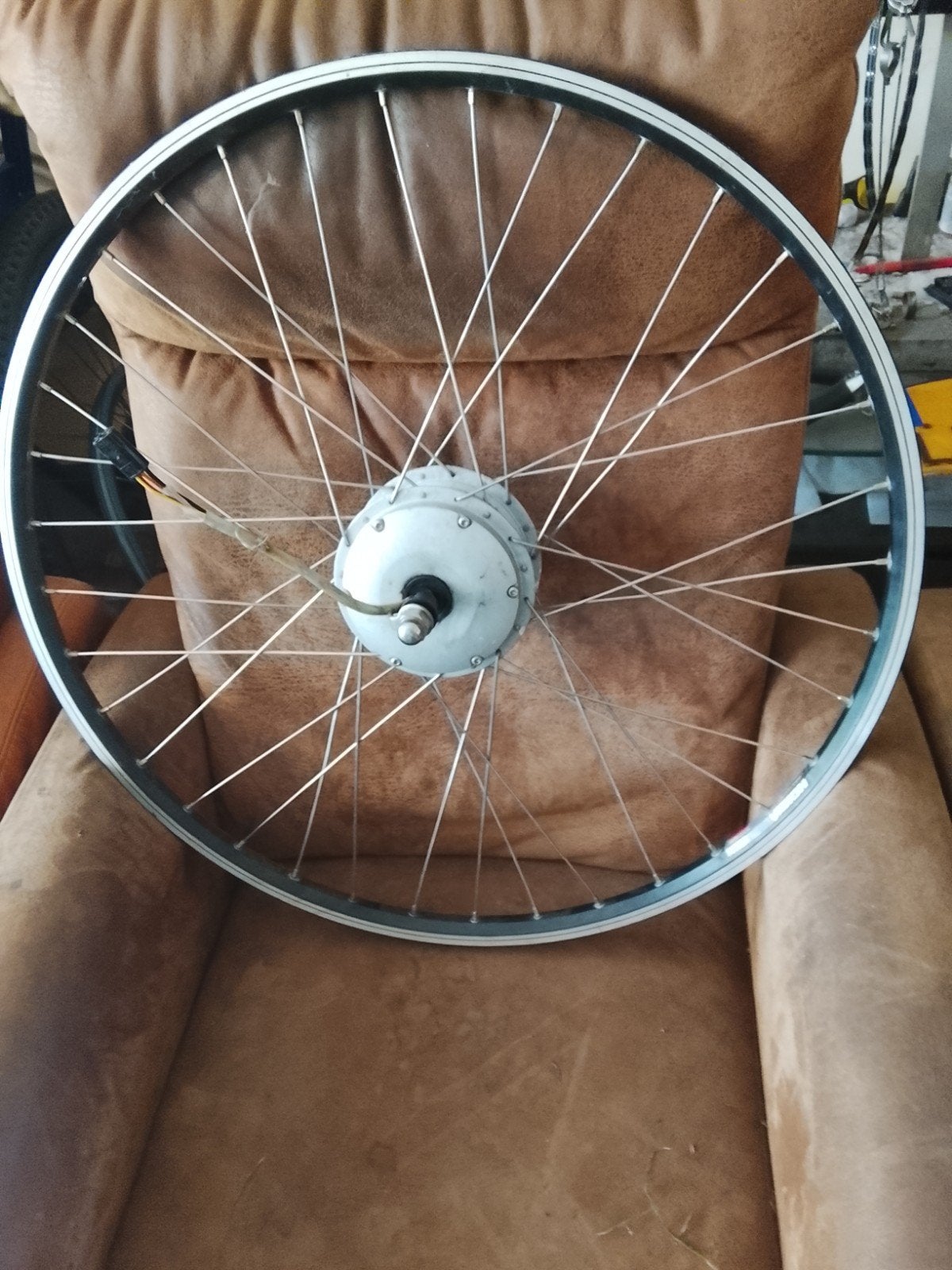 Gazelle E-BIKE voorwiel met motor 28 Inch 5 pins stekker, Elektrische fiets, Gebruikt, Ophalen of Verzenden, Motor