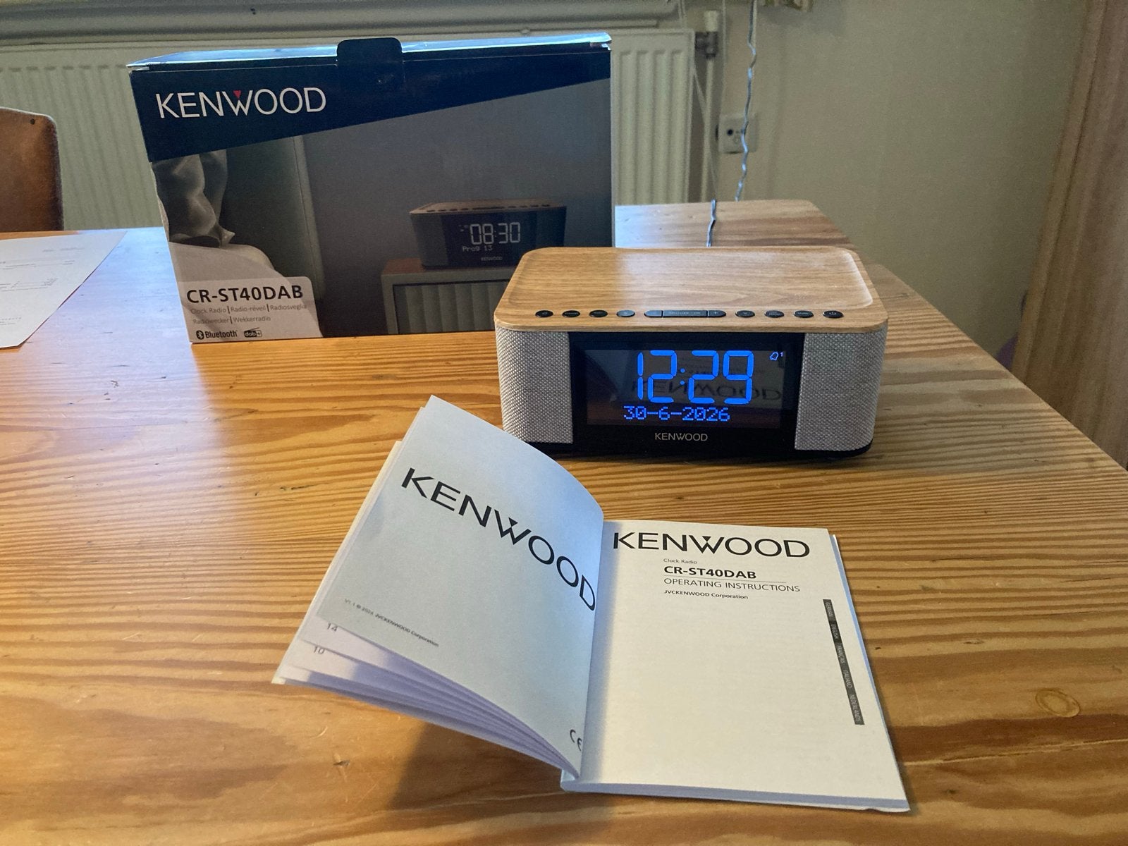 KENWOOD Wekkerradio DAB+ met Bluetooth en USB-oplaadfunctie, Ophalen of Verzenden, Zo goed als nieuw, Radio