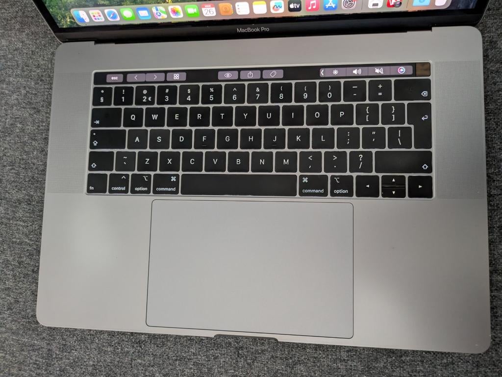 Apple MacBook Pro a1990 15" – i7  32GB RAM, MacBook Pro, 2 tot 3 Ghz, Ophalen of Verzenden, 32 GB