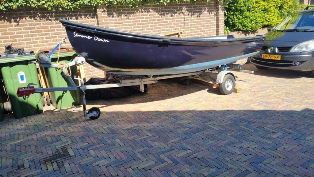 Bootje met 4pk motor, Watersport en Boten, Buiten- en Binnenboordmotoren, Ophalen, Gebruikt, Benzine, 5 tot 10 pk