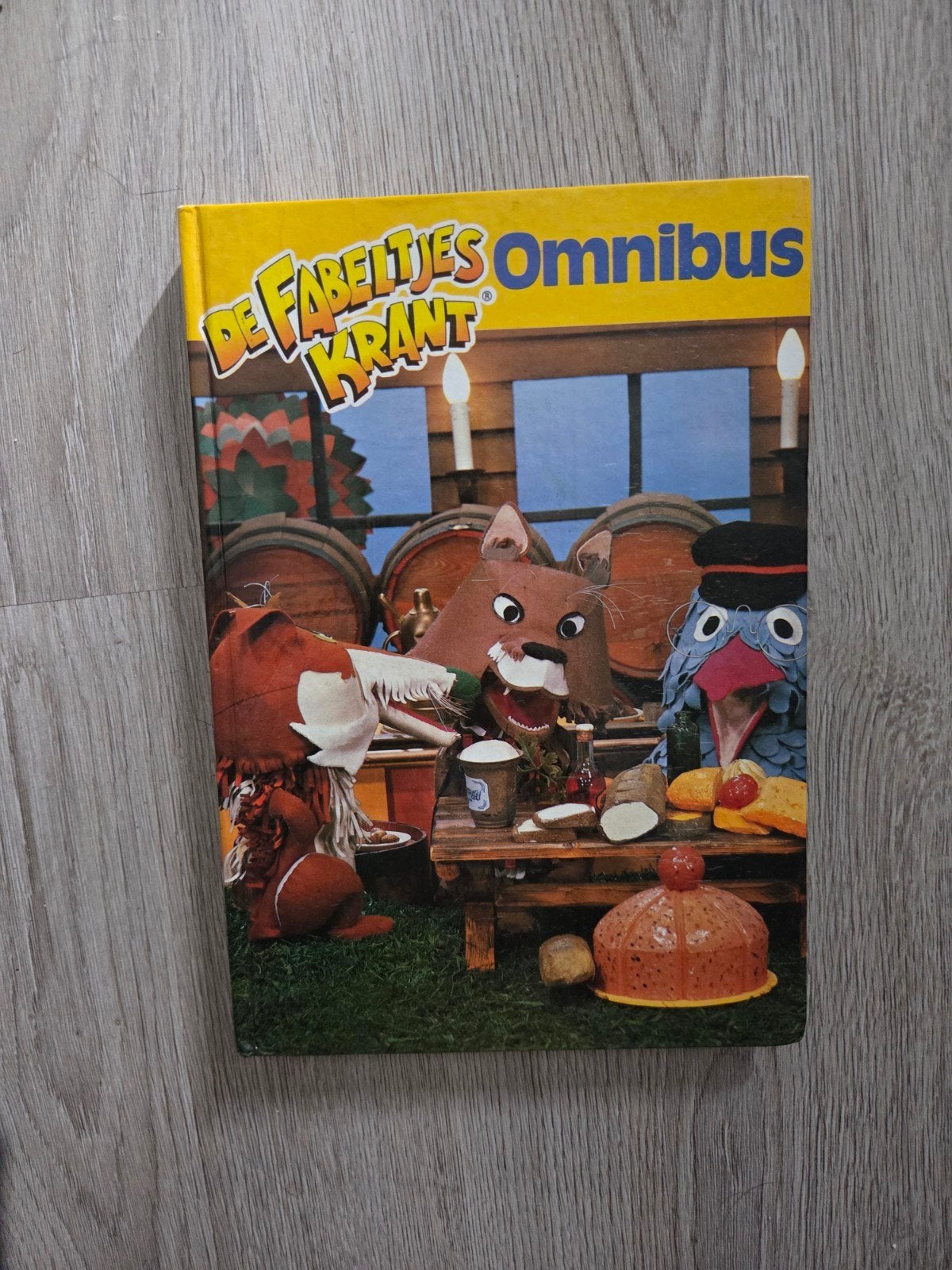 De Fabeltjeskrant Omnibus - Klassieke Sprookjes, Ophalen, Gelezen, Leen Valkenier, Sprookjes