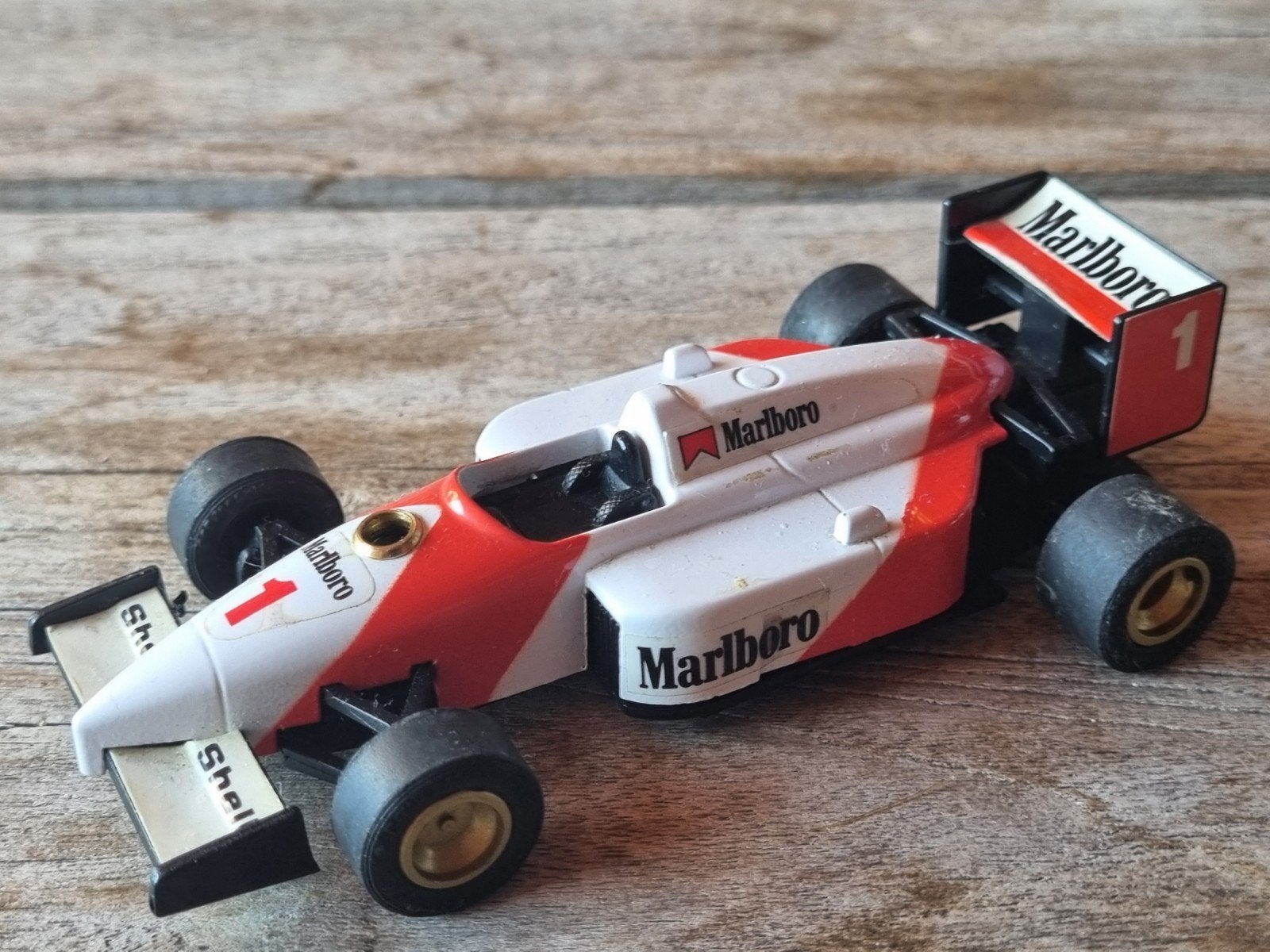 Aansteker Marlboro Formule 1 Raceauto, Ophalen of Verzenden, Gebruikt, Aansteker