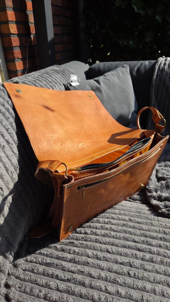 Nieuwe leren laptoptas., Ophalen, Nieuw, Bruin