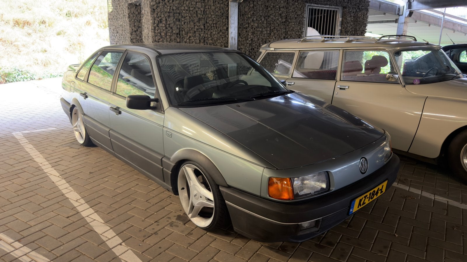 Volkswagen Passat 35i 1988, Voorwielaandrijving, Stof, 4 cilinders, Handgeschakeld