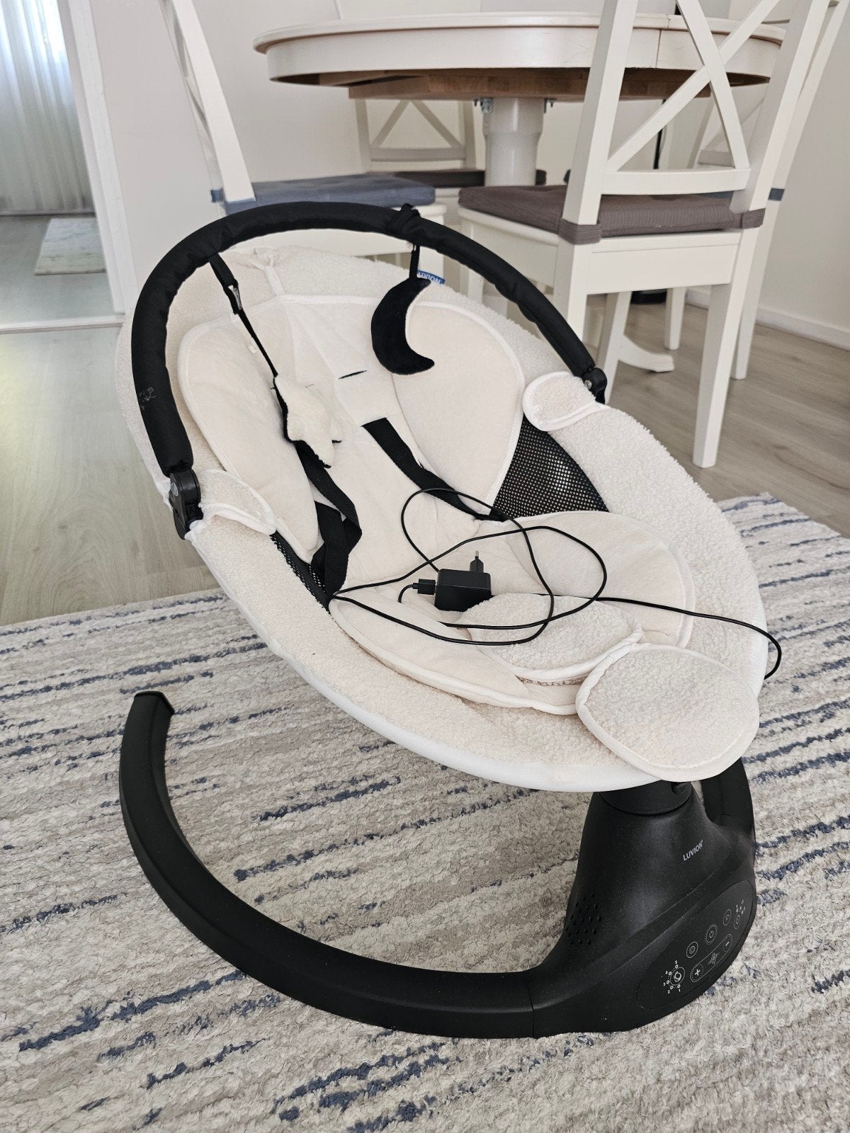 Baby swing, Ophalen