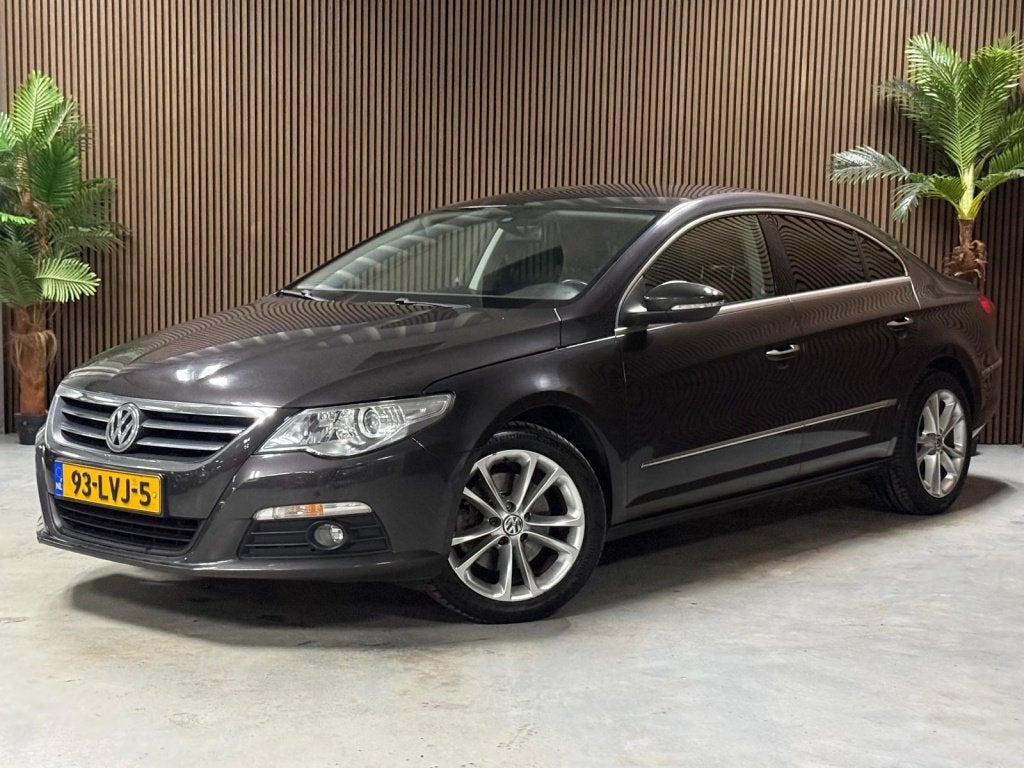 Volkswagen Passat CC 1.8 TSI 4p. (bj 2010, automaat), Auto's, Euro 5, 4 cilinders, Bruin, 4 stoelen