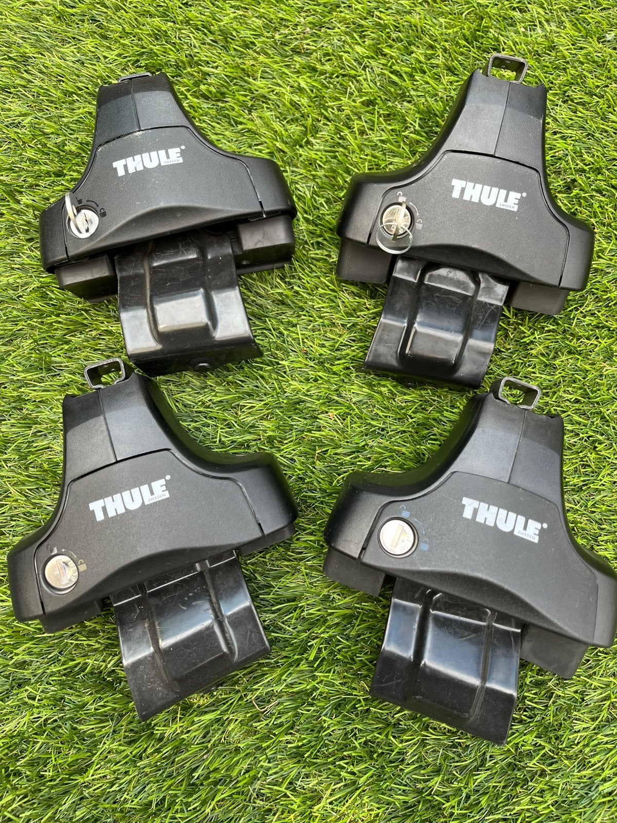 Thule 754 voetenset, Auto diversen, Dakdragers, Ophalen of Verzenden, Zo goed als nieuw