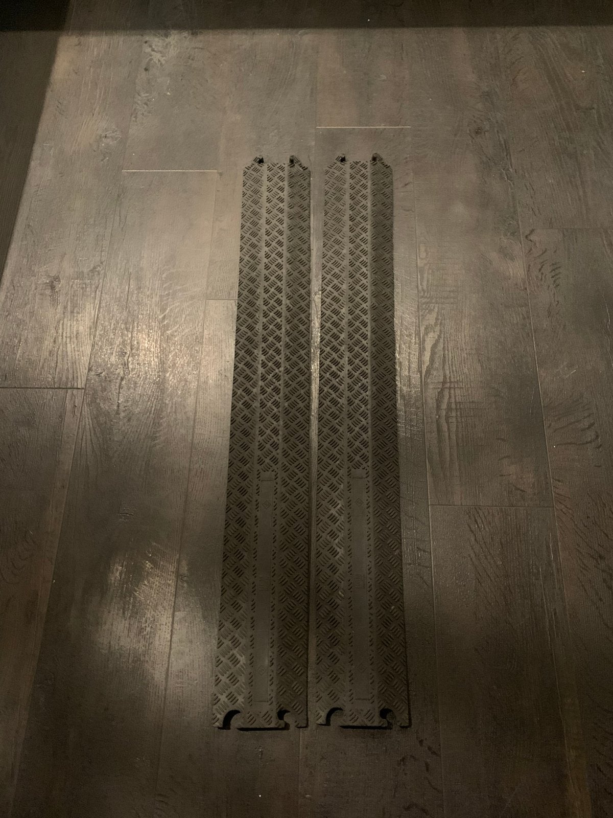 Kabelgoot / Kabeldrempel - 2 Stuks - 100 Cm - Zwart, Ophalen of Verzenden, Gebruikt, Overige typen