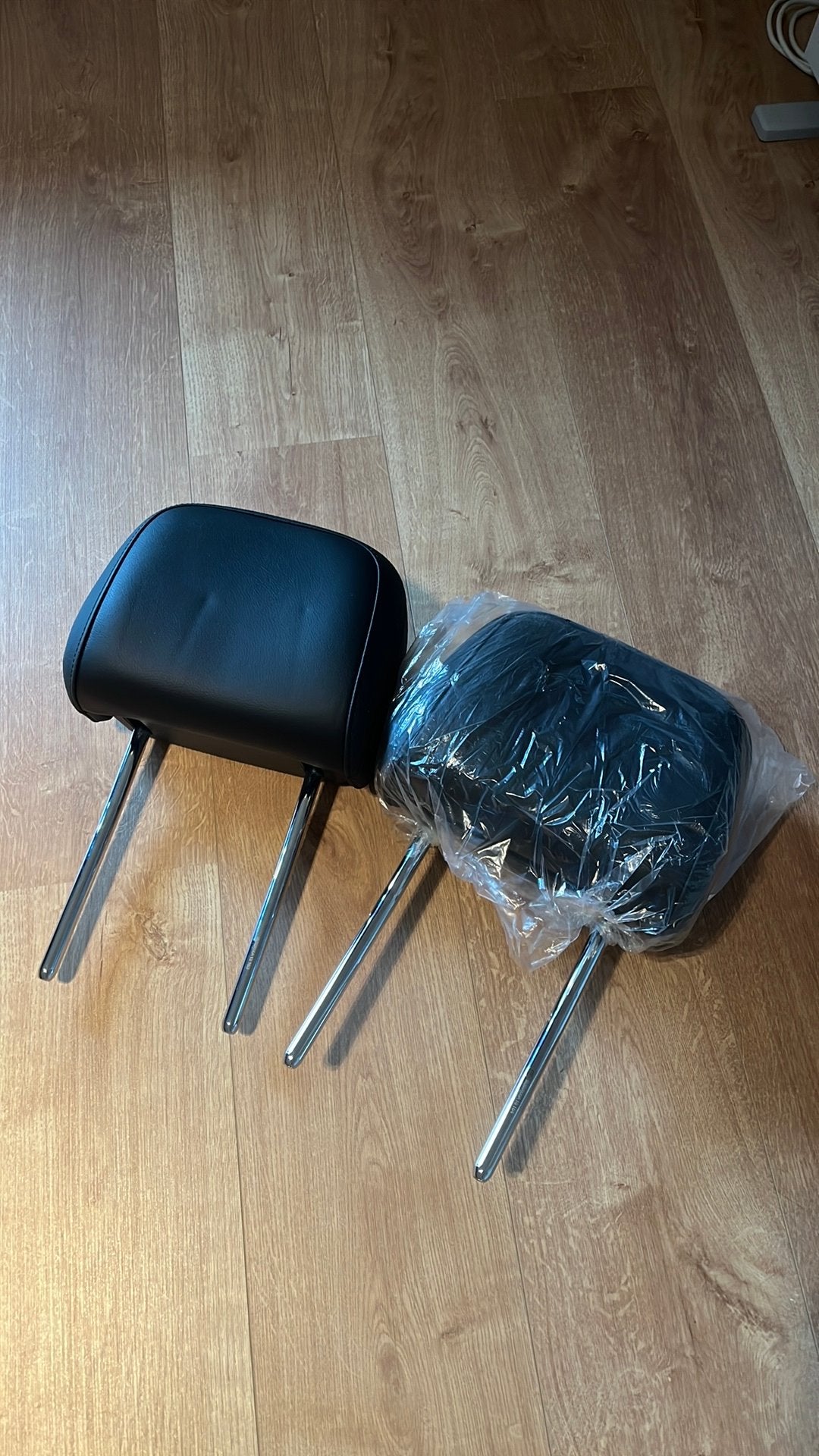 VW Volkswagen VAG T5/T6 verstelbare hoofdsteun, Ophalen of Verzenden, Nieuw, Volkswagen