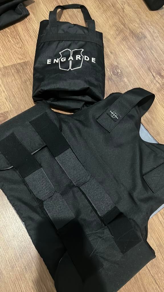 Steekvest Engarde xl, Verzamelen, Militaria | Algemeen, Ophalen, Landmacht, Nederland, Kleding of Schoenen