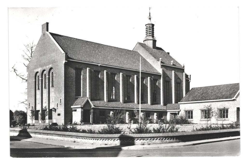 988523 Renkum N Herv Kerk 1962 Gld Wederopbouw Onbeschreven