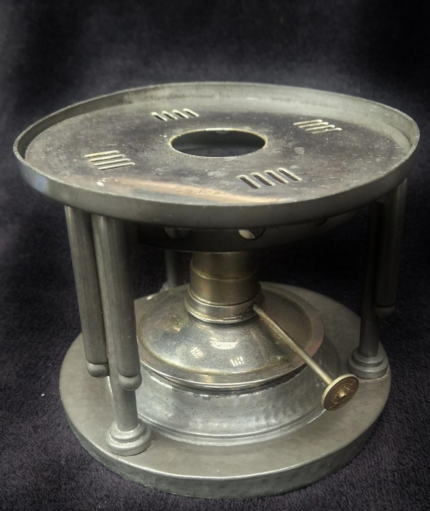 Bijzonder Art Deco theelichtje gehamerd tin GERO Zeist??, Antiek en Kunst, Antiek | Tin, Ophalen of Verzenden