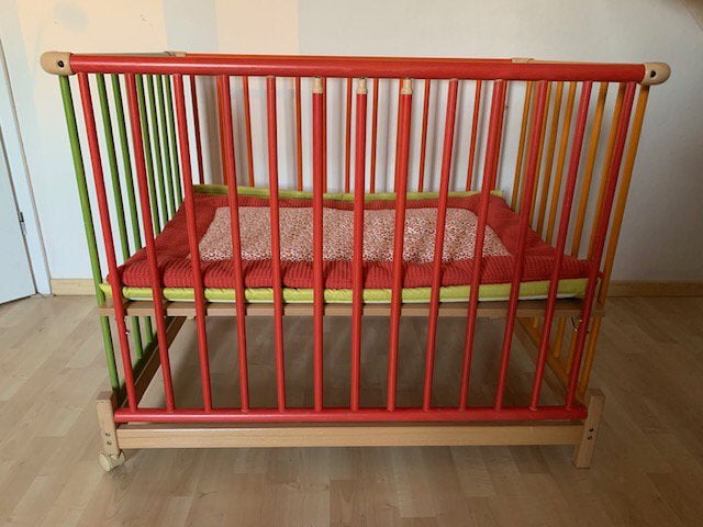 Kinderbox, Kinderen en Baby's, Boxen, Ophalen, Zo goed als nieuw, Rechthoekig, Wieltjes