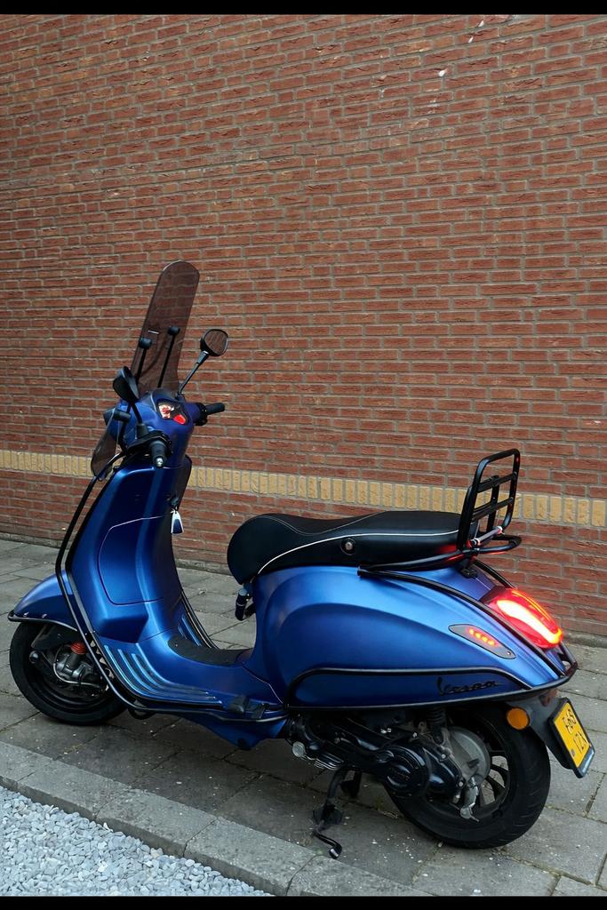 VESPA SPRINT 4T 2015 BLAUW, Fietsen en Brommers, Scooters | Vespa, Ophalen, Maximaal 45 km/u, Vespa S, Zo goed als nieuw