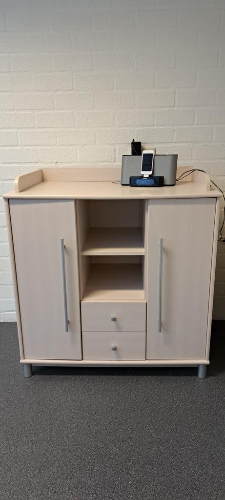 Solide kast met lichte beschadiging - 97x59x97 cm, Ophalen