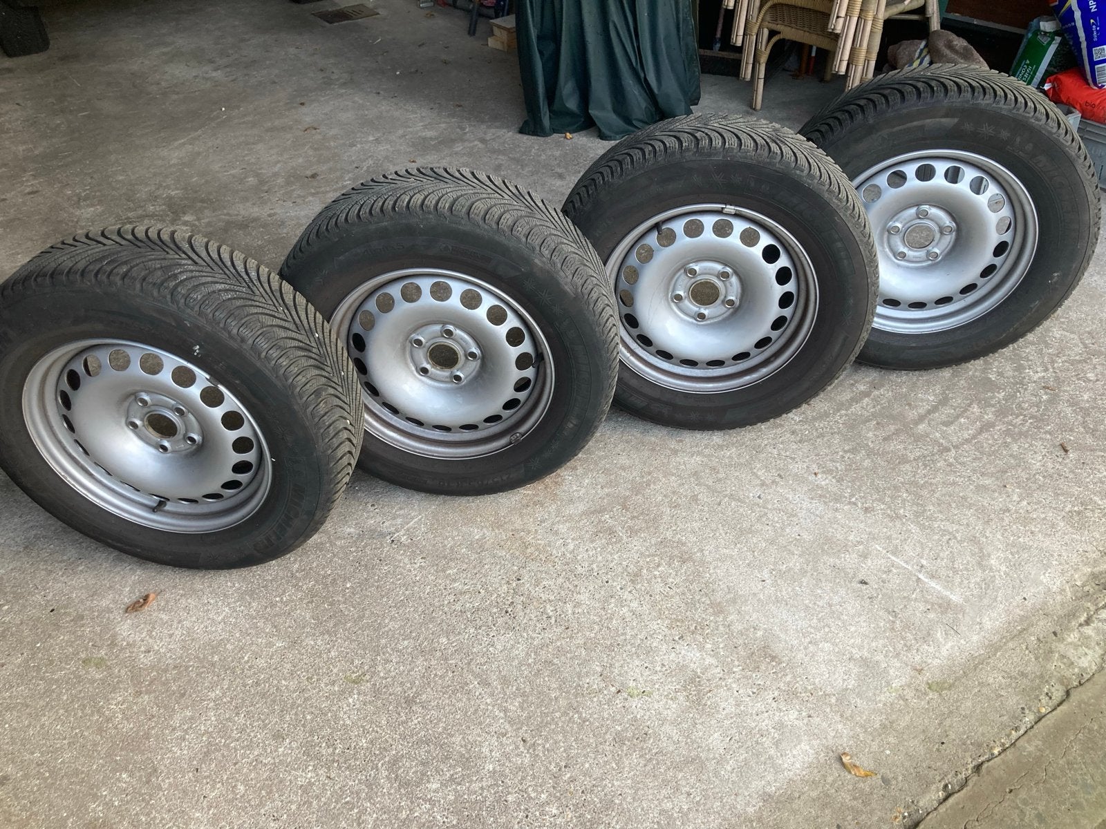 4 banden met velgen 17 inch voor Volkswagen Tiguan, Ophalen of Verzenden, Gebruikt