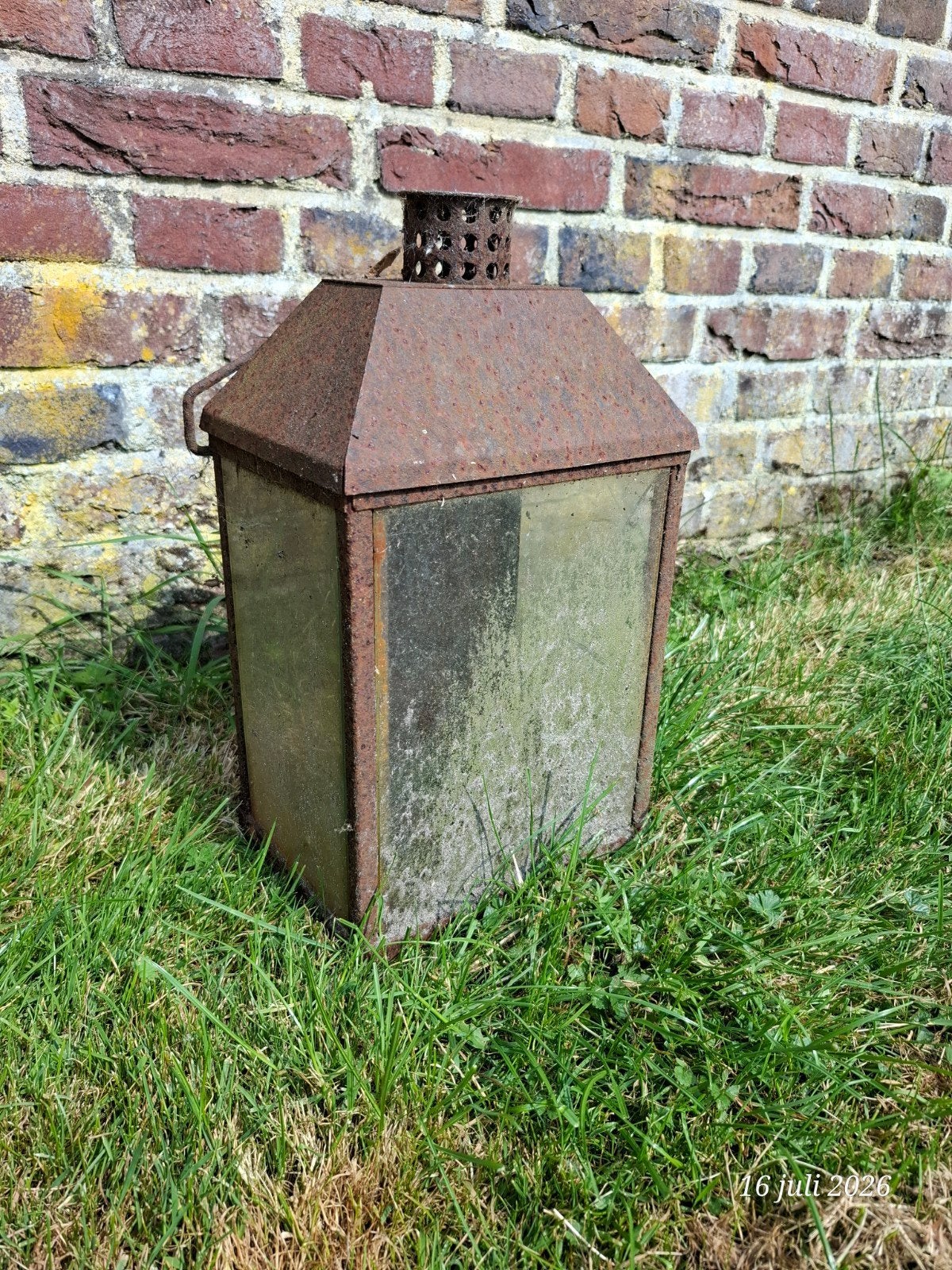 Oude vintage lantaarn, Ophalen