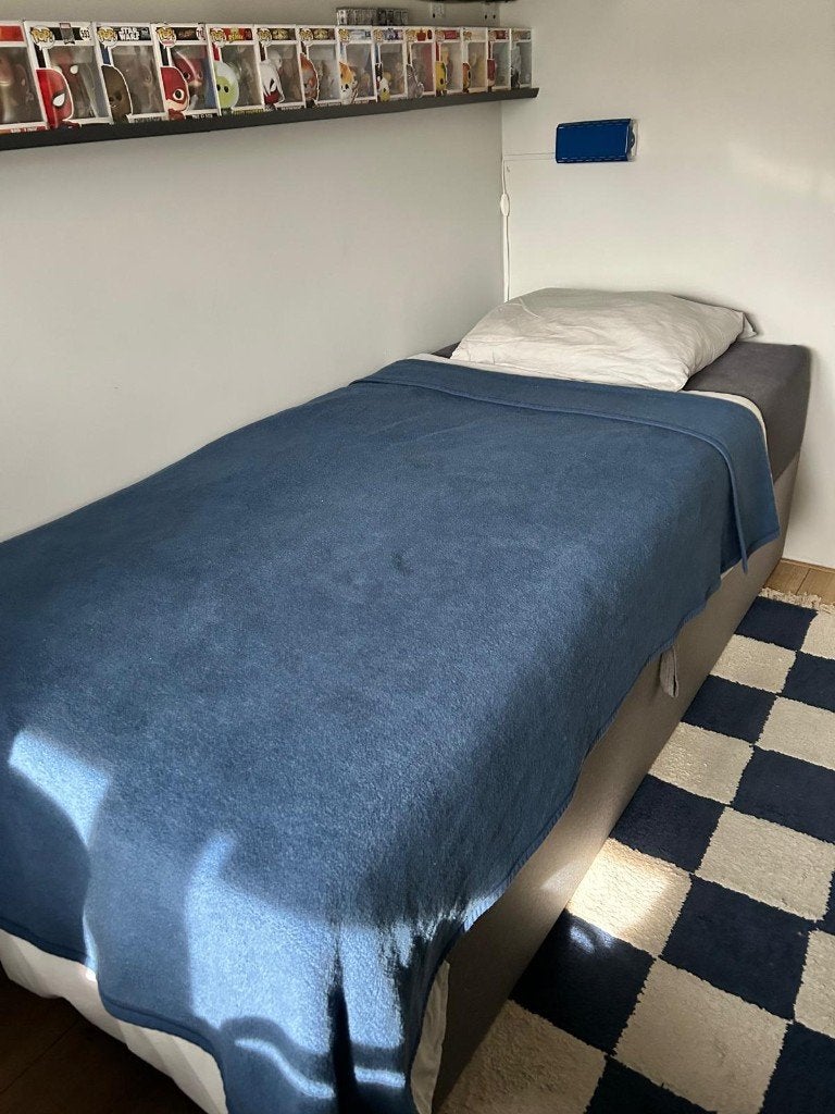Eenpersoons boxspring met opbergruimte incl matras en topper, Ophalen, 90 cm, Eenpersoons, Zo goed als nieuw