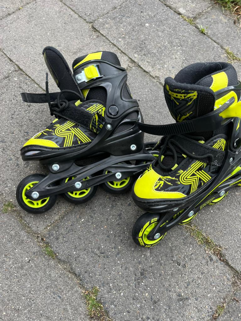 Roces skeeler maat 30-33, Ophalen of Verzenden, Verstelbaar, Zo goed als nieuw