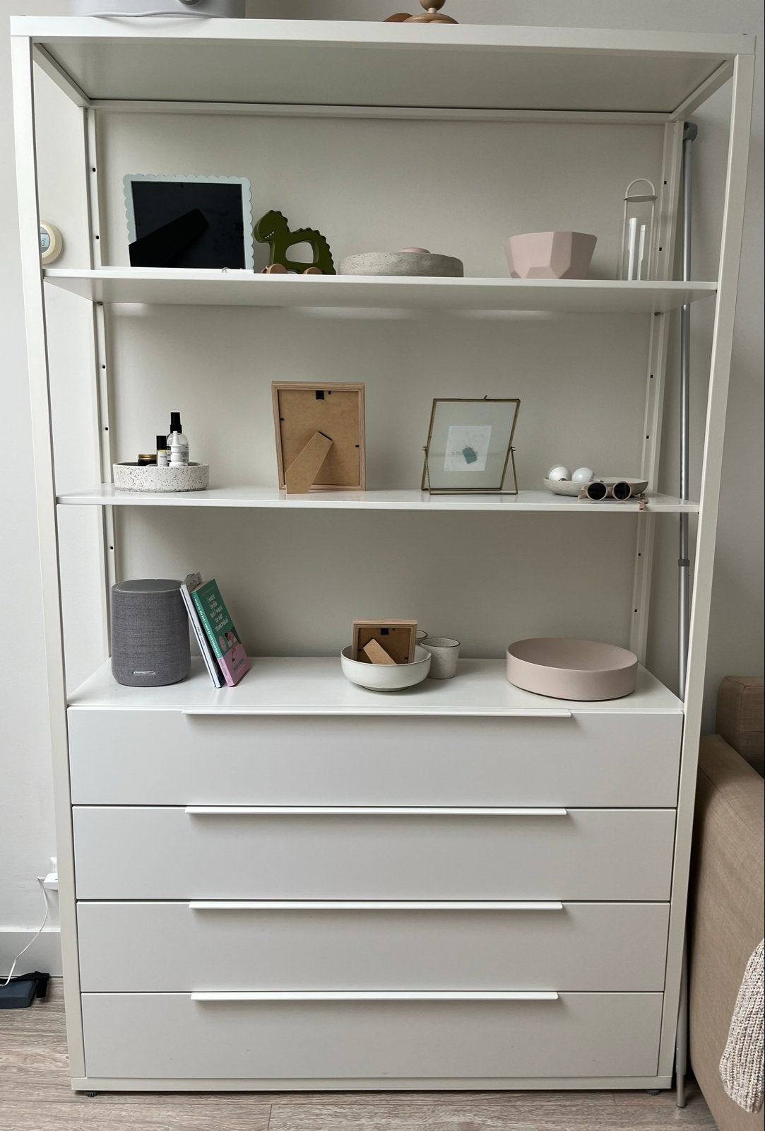 IKEA FJALKINGE 4 drawers witte boekenkast met lades, Ophalen, Kunststof, 50 tot 100 cm, Zo goed als nieuw
