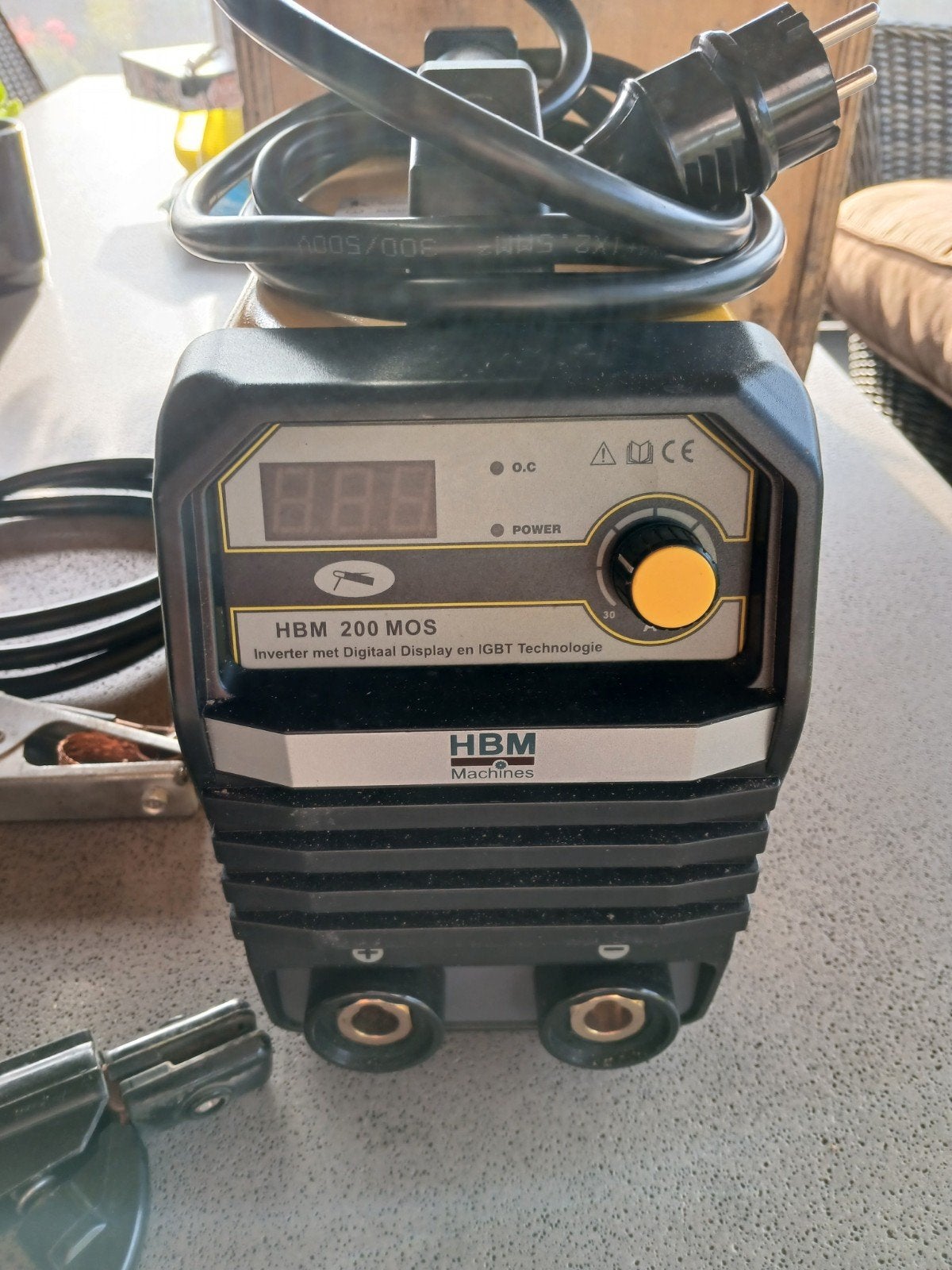HBM 200 MOS Inverter Lasapparaat, Ophalen of Verzenden, Zo goed als nieuw, 150 tot 250 ampère, Elektroden