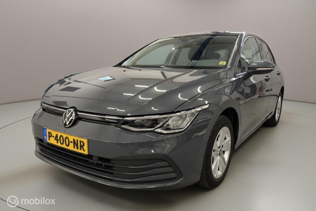 Foto 4 van Volkswagen Golf 1.0 TSI Life ✓IQ✓PDC✓Applecar.✓ACC