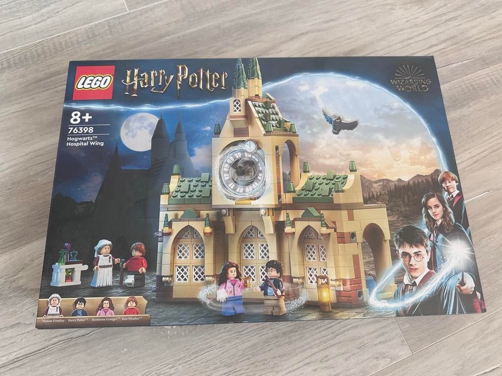 Nieuw in doos - LEGO Harry Potter  Ziekervleugel 76398, Ophalen of Verzenden, Nieuw, Complete set, Lego