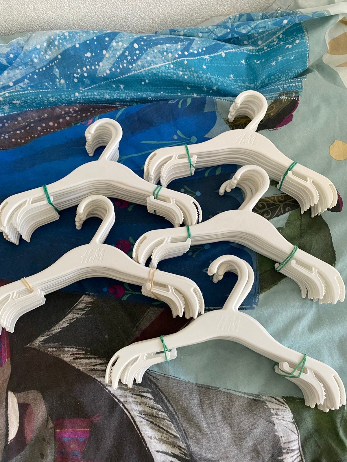 Hangers voor baby/peuter/kleuterkleding, Ophalen, Zo goed als nieuw, Hout, Kinderen