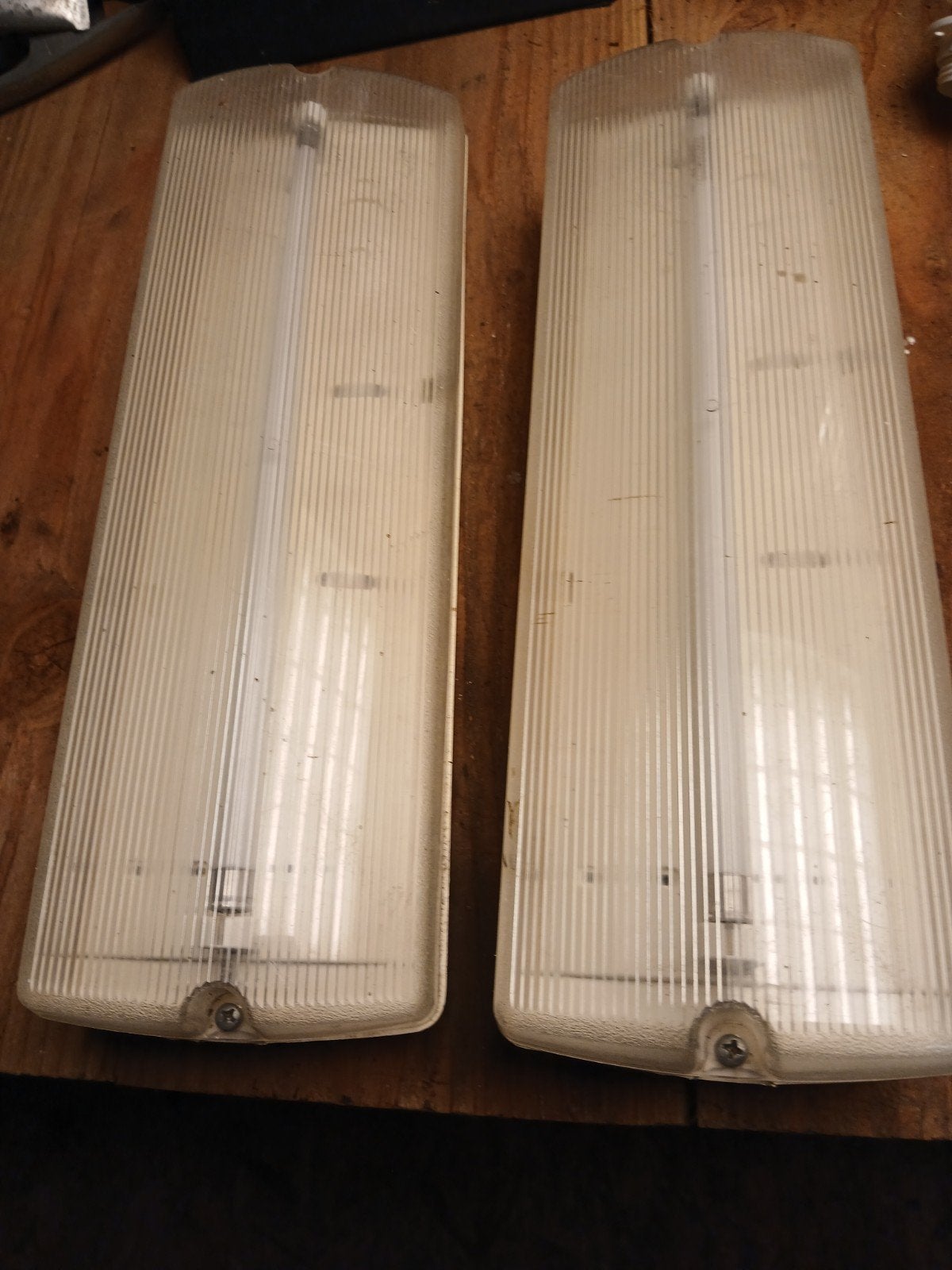 Noodverlichting EcoLight - In geval van nood, Ophalen, Gebruikt, Minder dan 50 watt
