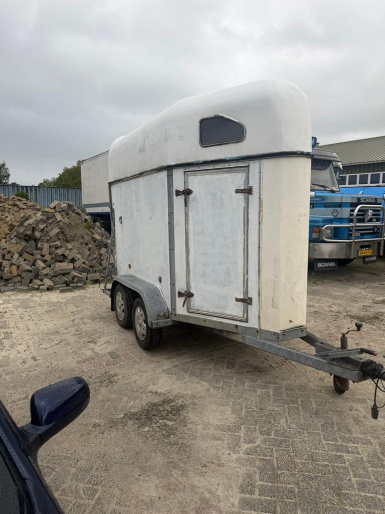 Paardentrailer 1.5 paard opknapper export, Ophalen, Zo goed als nieuw, Hout