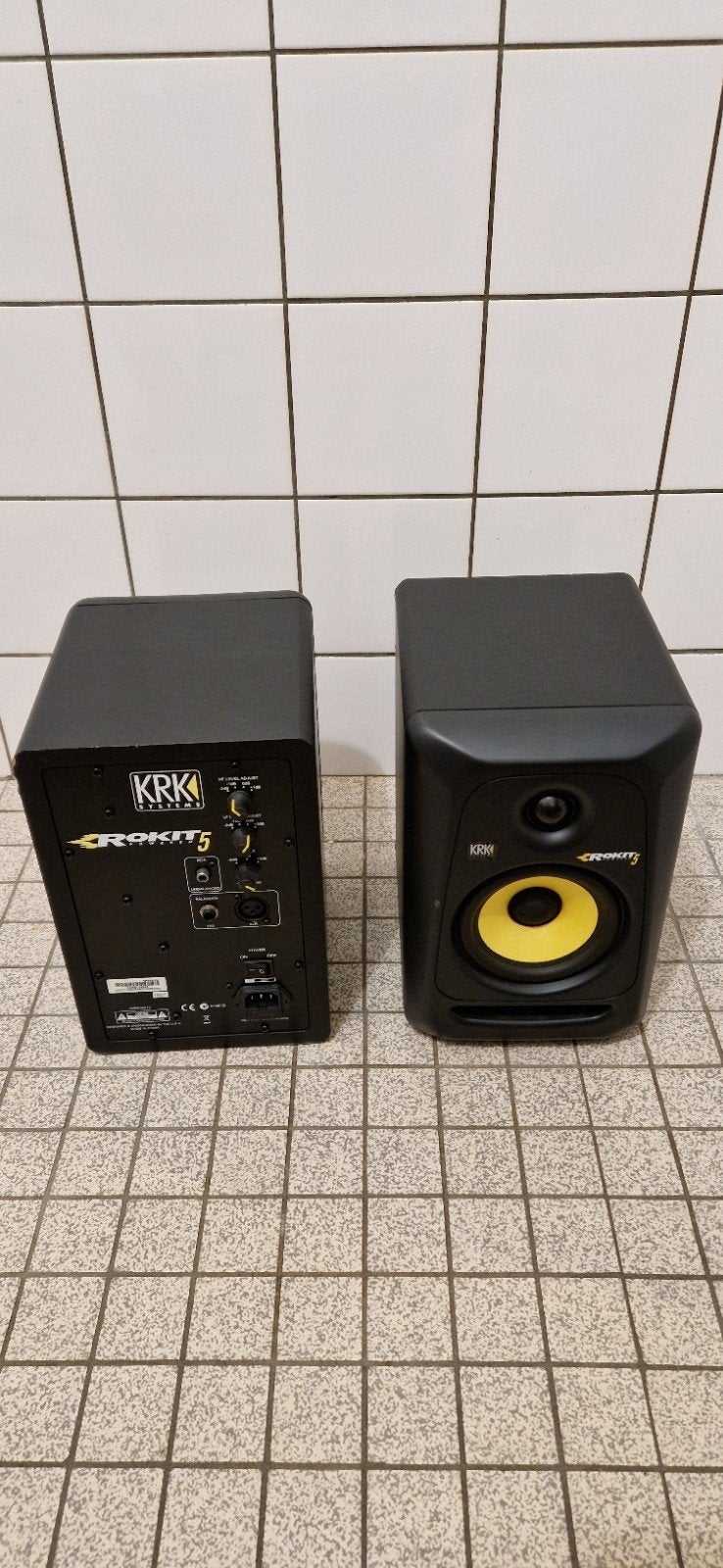 KRK Rokit5. 18G1Powered Studiomonitor. Evt. Komplete Studio., Ophalen of Verzenden, Zo goed als nieuw, Minder dan 500 watt, Monitor(versterker)