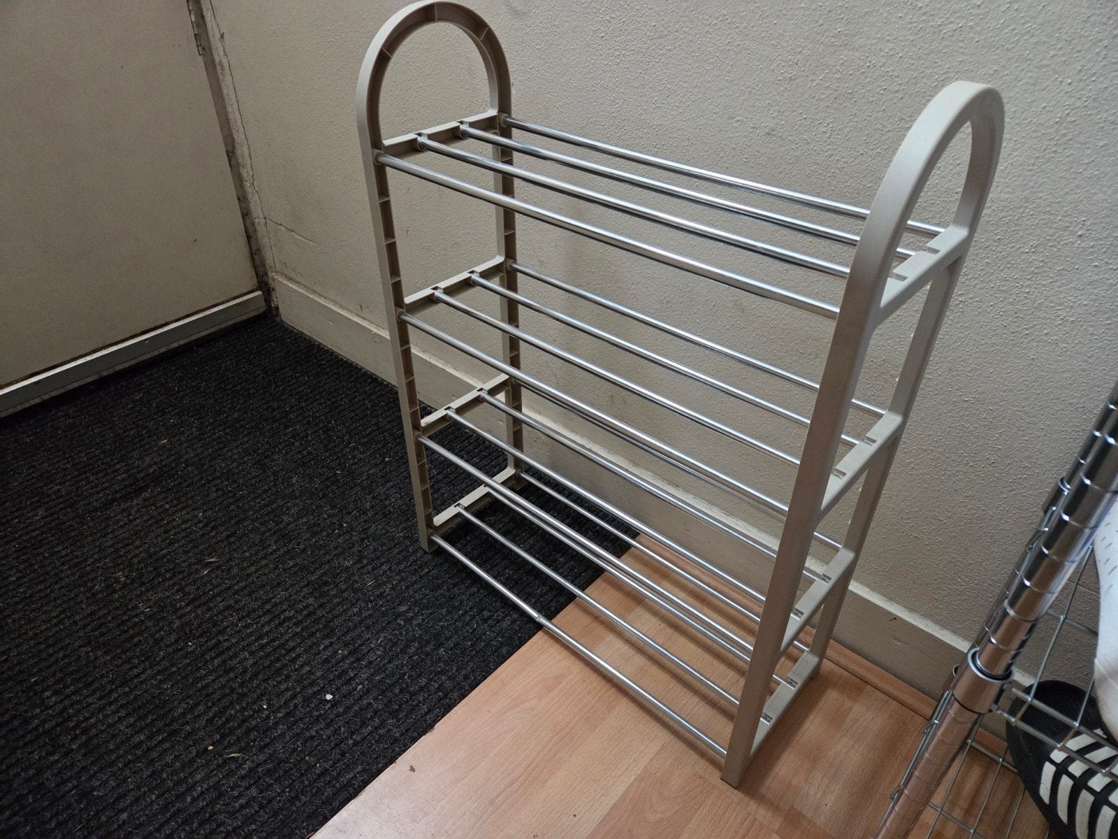Handig schoenenrekje - Houd je entree netjes!, Ophalen, Gebruikt