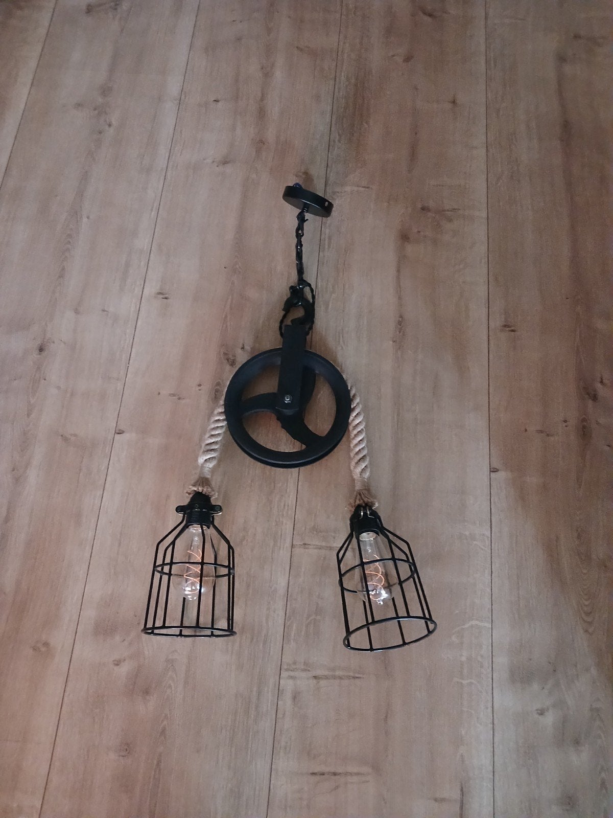 industrieele hanglamp, Ophalen