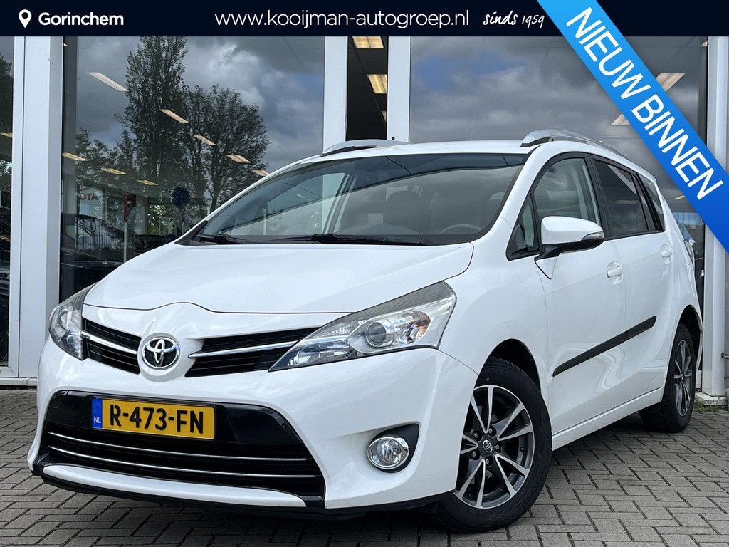 Toyota Verso 1.8 VVT-i Business, Gebruikt, Euro 6, 4 cilinders, Wit