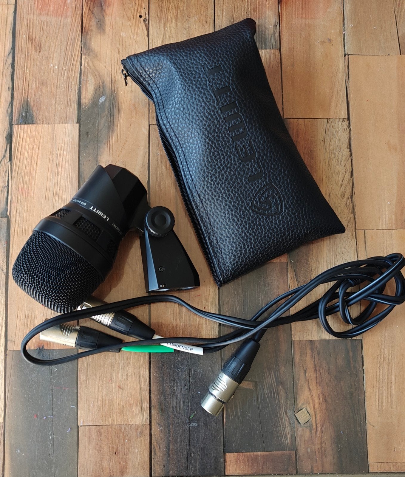 Lewitt drum mics, Ophalen of Verzenden, Zo goed als nieuw, Instrumentmicrofoon