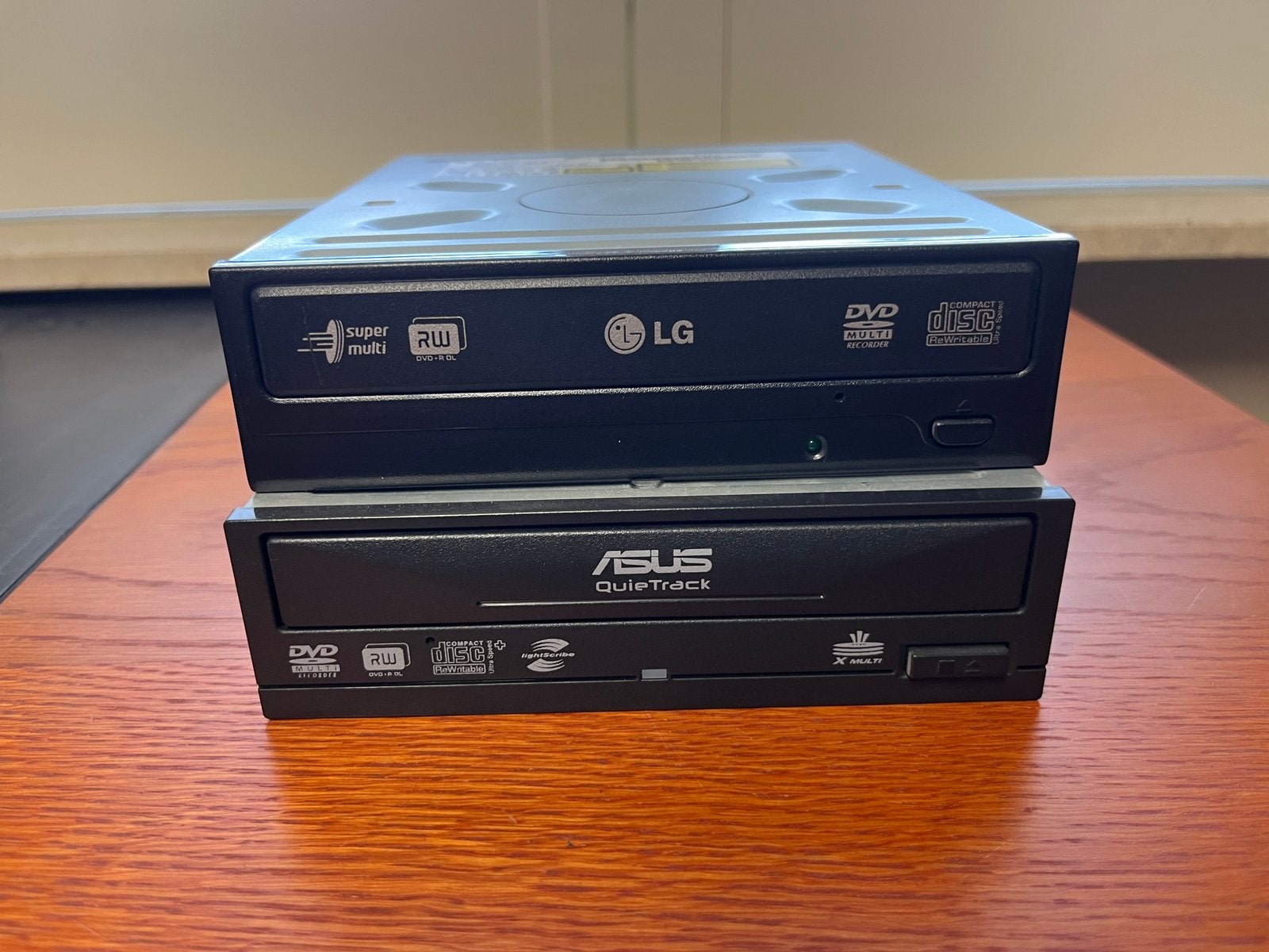 DVD disk drives LG RW en ASUS RW inbouw, Intern, Gebruikt, Dvd, Ophalen of Verzenden