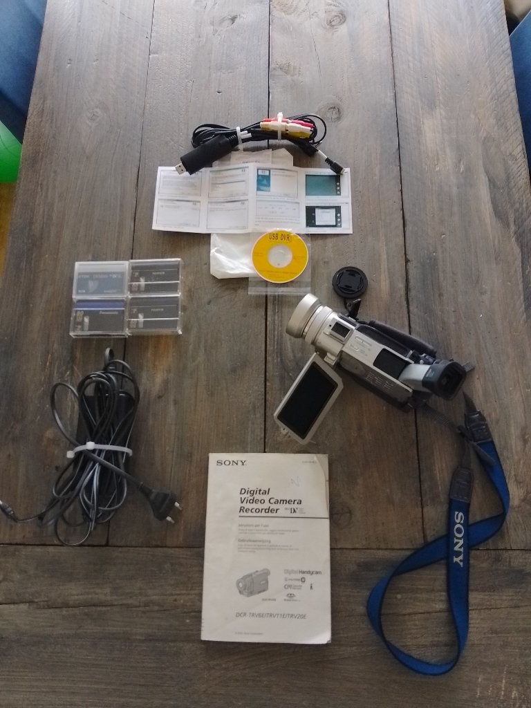 Sony Digital Video Camera Recorder - DCR-TRV20E en kit., Audio, Tv en Foto, Gebruikt, 20x of meer, Ophalen of Verzenden, Sony