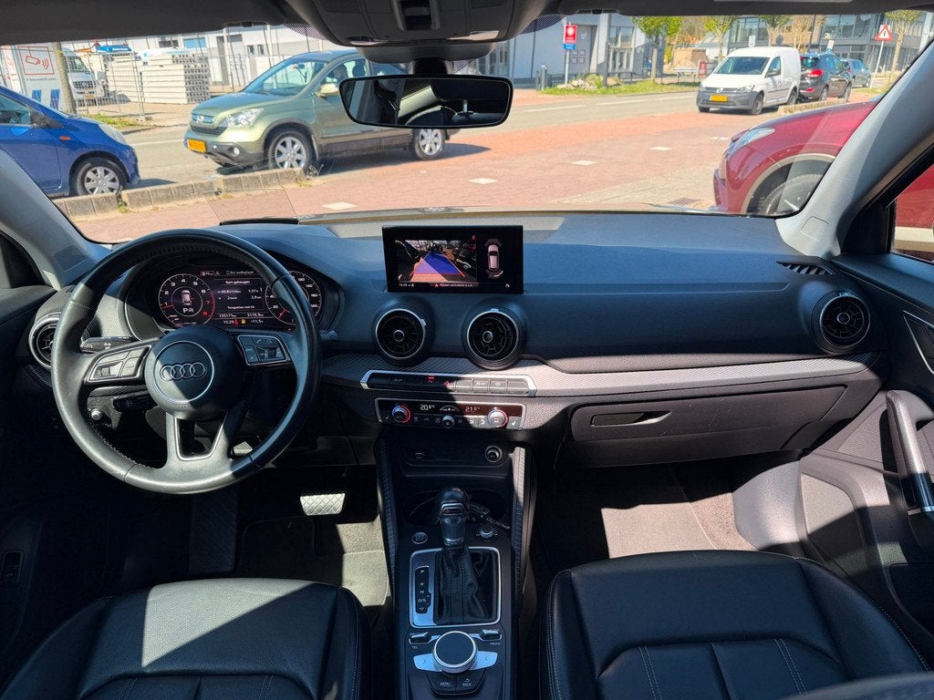 Audi Q2 1.4 TFSI CoD #limited AUT|ACC|Navi|Cam|Headup!|PANO, Auto's, Audi, 12 maanden, Gebruikt, 4 cilinders, Leder