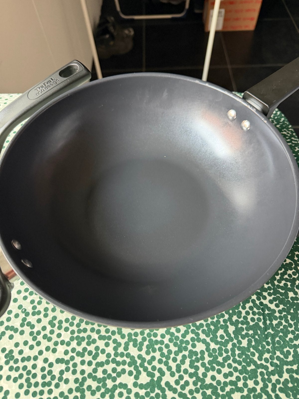 Wokpan en Koekenpan - nog erg mooi, Antiaanbaklaag, Ophalen of Verzenden, Rvs, Wok