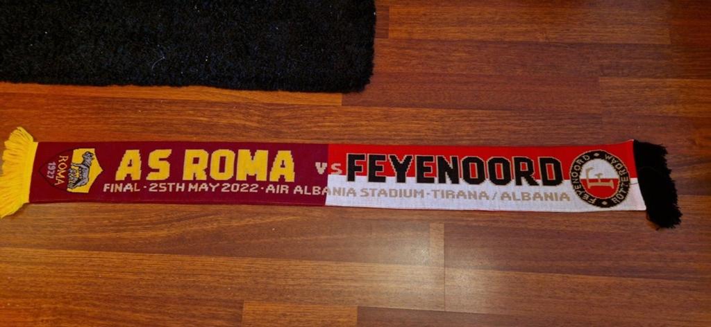 Feyenoord finale sjaal Tirana, Ophalen of Verzenden, Zo goed als nieuw, Feyenoord, Vaantje of Sjaal