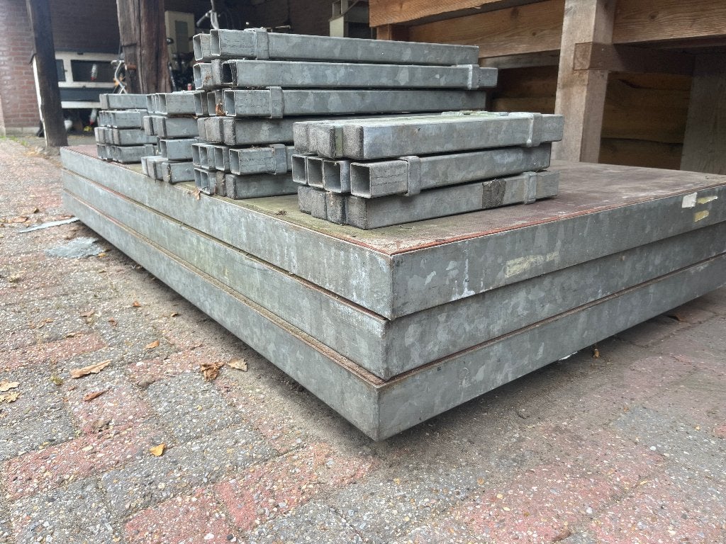 Podiumdelen 3 stuks incl poten, Muziek en Instrumenten, Licht en Laser, Ophalen, Gebruikt, Overige typen