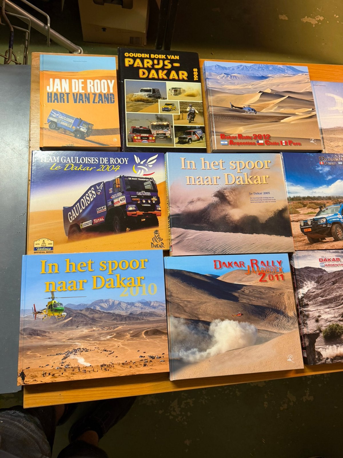 Div Dakar Boeken, Boeken, Ophalen, Zo goed als nieuw, Balsport