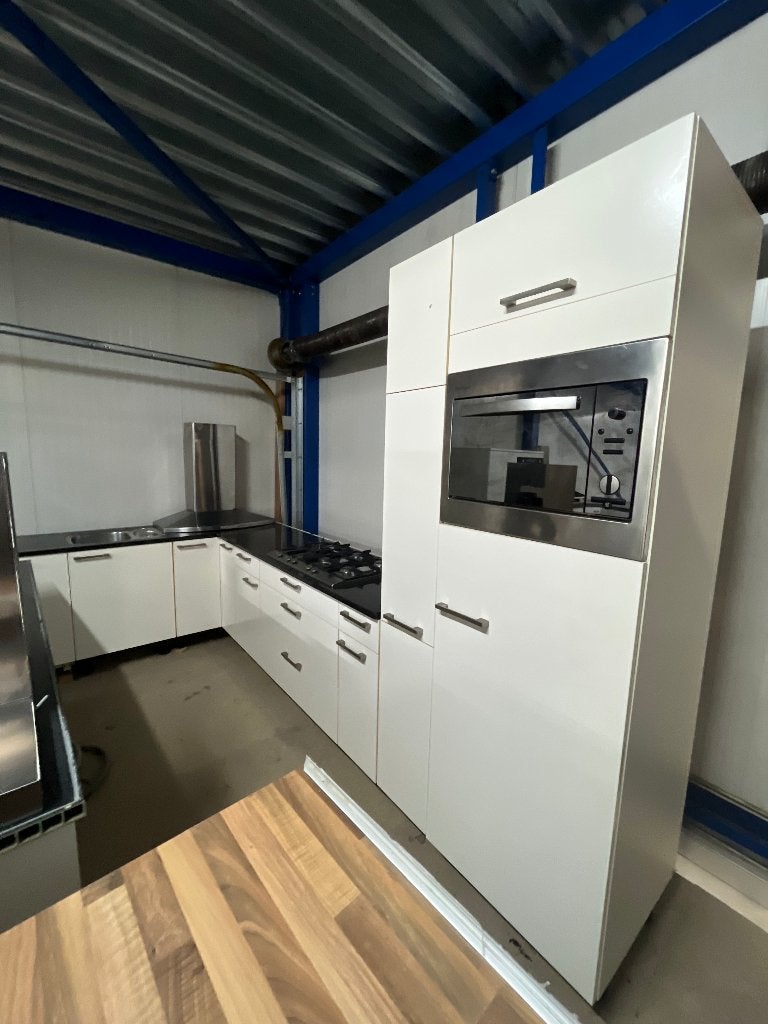 Keuken Compleet met APP 120Keukens op voorraad Nr. 2985