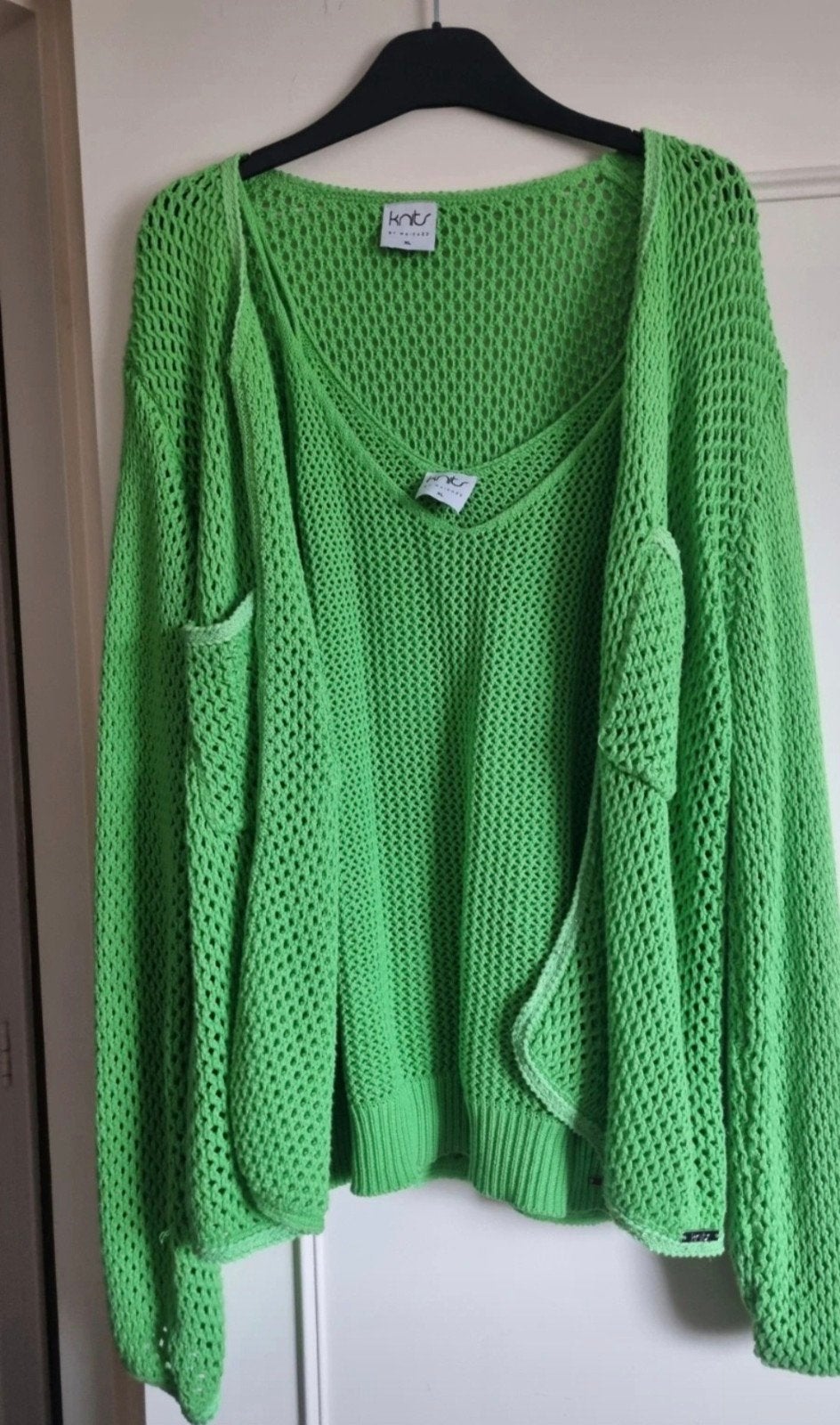 2 delige set Maicazz, Maat 42/44 (L), Ophalen of Verzenden, Zonder mouw, Groen