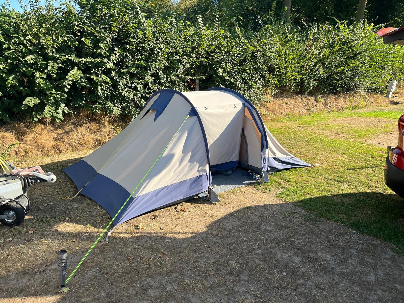 Vrijbuiter tent 2 pers met 2 aparte cabines., Ophalen, Zo goed als nieuw, Tot en met 4