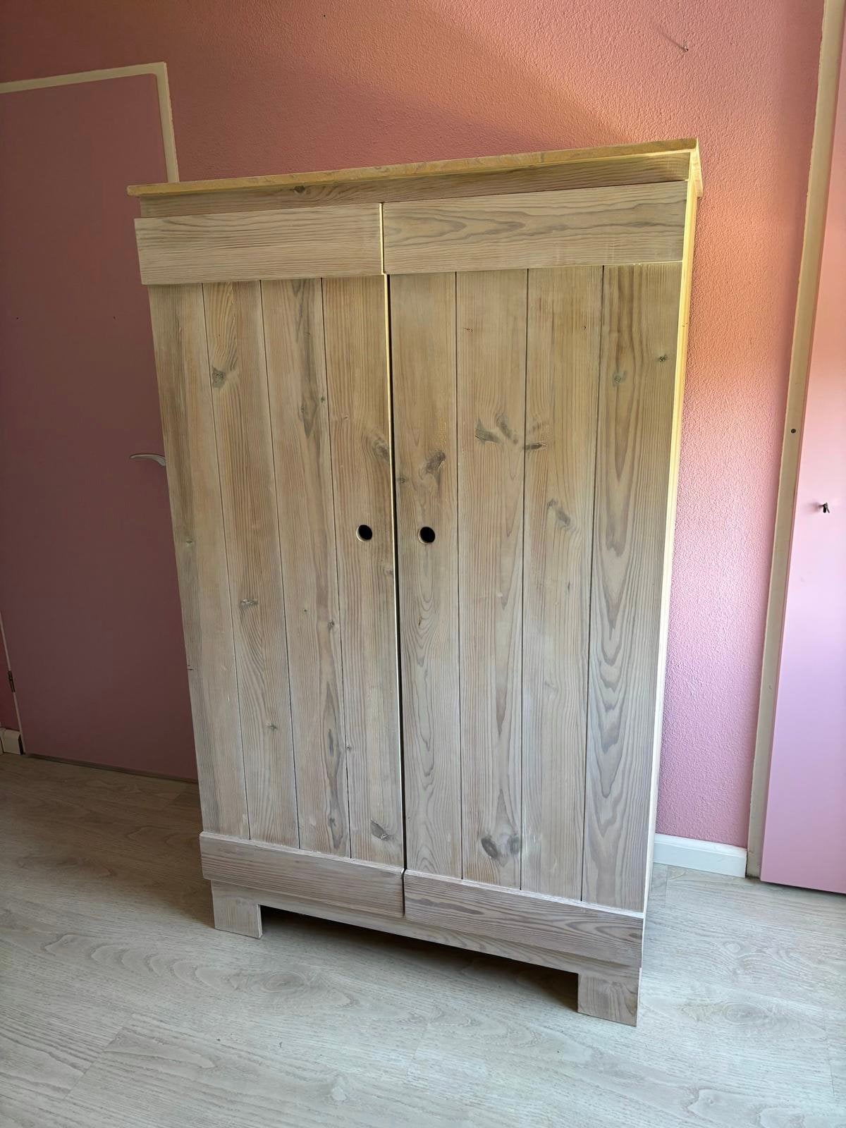 Kinderkledingkast hout handmade, Kinderen en Baby's, Ophalen, 50 tot 70 cm, 105 cm of meer, 100 cm of meer