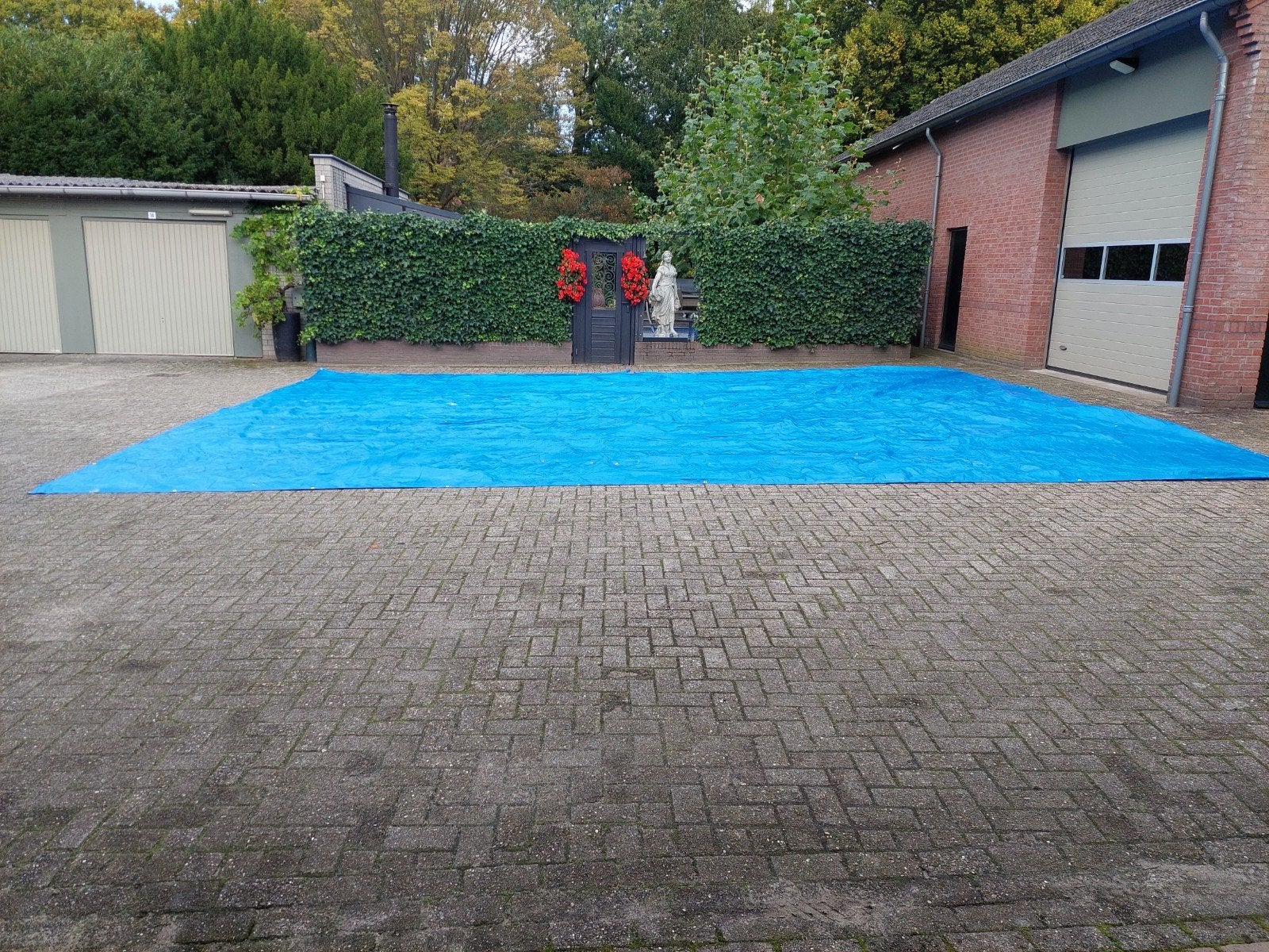 Blauw afdekzeil voor zwembad - Gebruikt maar in goede staat, Tuin en Terras, Ophalen, Gebruikt, Minder dan 80 cm, Overige typen