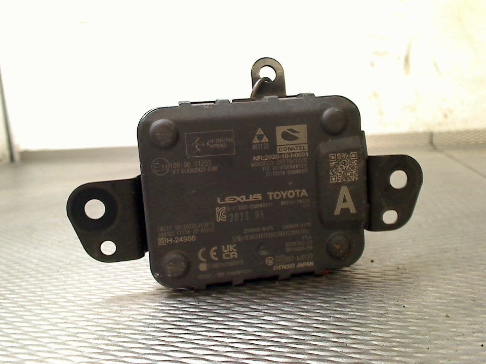 Radar Sensor Toyota Corolla Cross (2023-02/..) 202010i0691, Gebruikt, Kundenbetreuung@toyota.de, Toyota-Allee 2, Köln 50858, , Duitsland